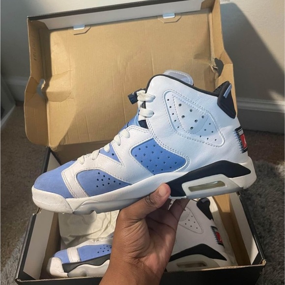 Air Jordan 6 Retro Gs - Picture 3 of 3